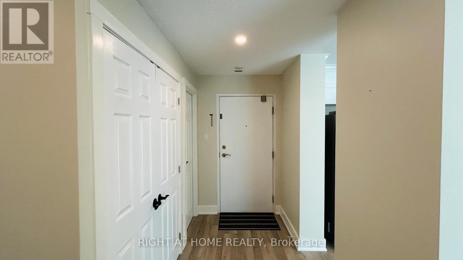 103 - 45 Pond Mills Road, London South, Ontario  N5Z 4W5 - Photo 4 - X12737648