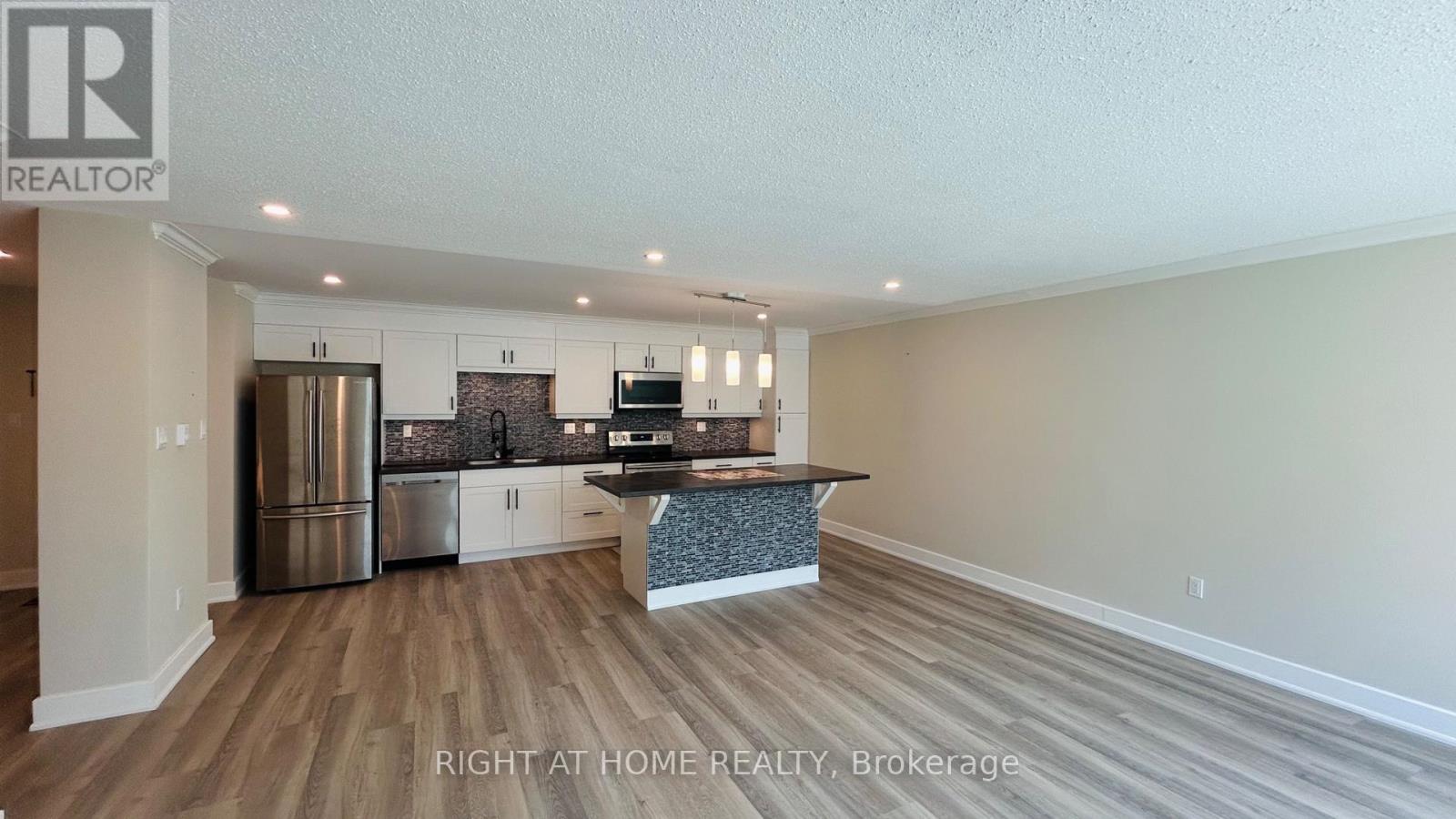 103 - 45 Pond Mills Road, London South, Ontario  N5Z 4W5 - Photo 5 - X12737648