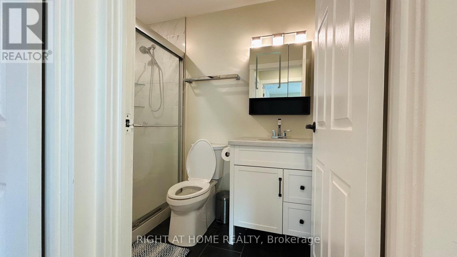 103 - 45 Pond Mills Road, London South, Ontario  N5Z 4W5 - Photo 9 - X12737648