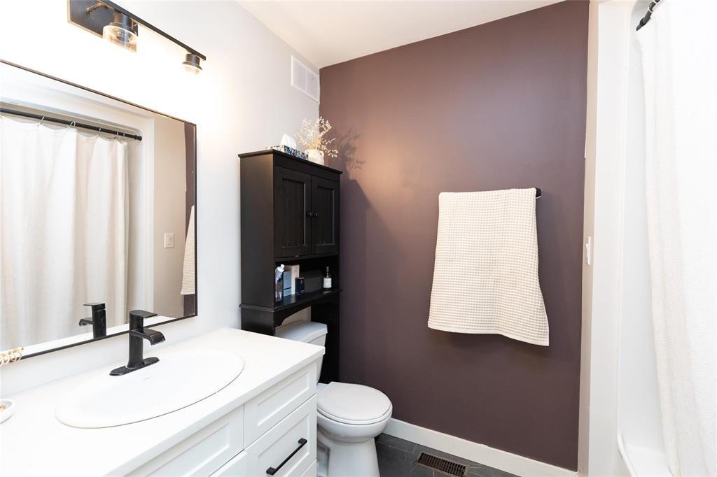 17 Glacier Bay, Steinbach, Manitoba  R5G 0Z5 - Photo 15 - 202601664