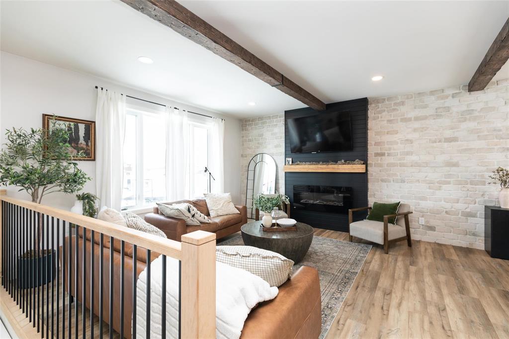 17 Glacier Bay, Steinbach, Manitoba  R5G 0Z5 - Photo 3 - 202601664