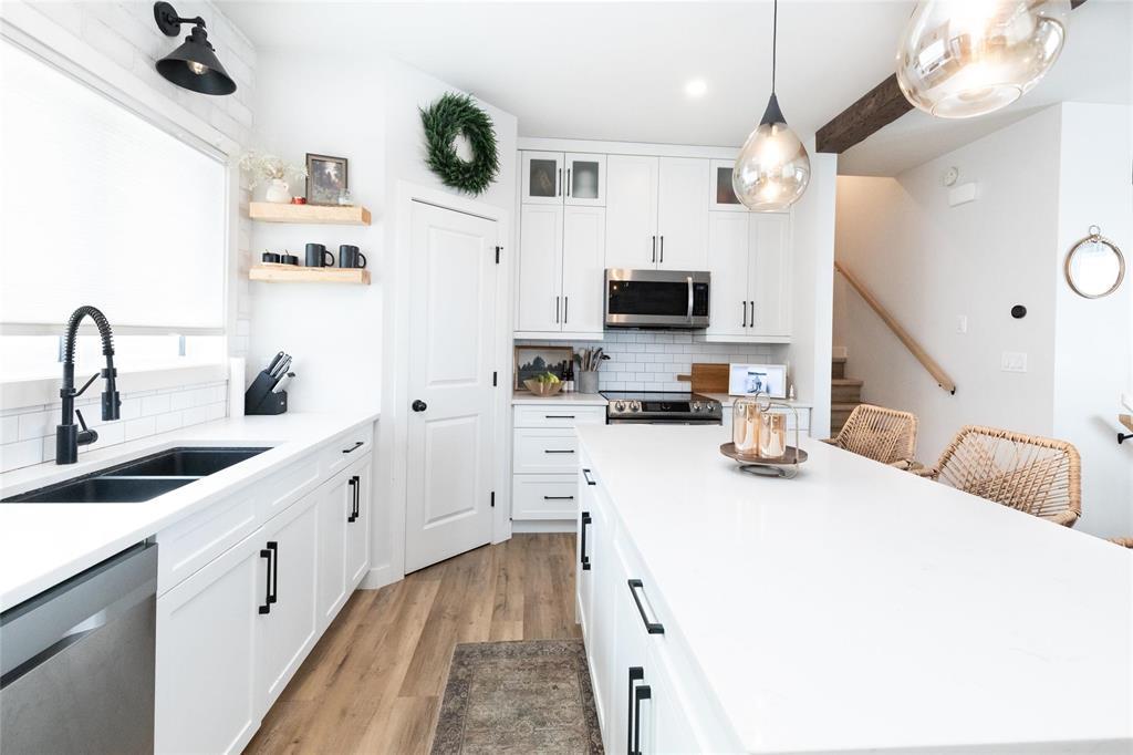 17 Glacier Bay, Steinbach, Manitoba  R5G 0Z5 - Photo 9 - 202601664