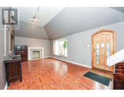 270 LAKESHORE ROAD E, Mississauga, Ontario