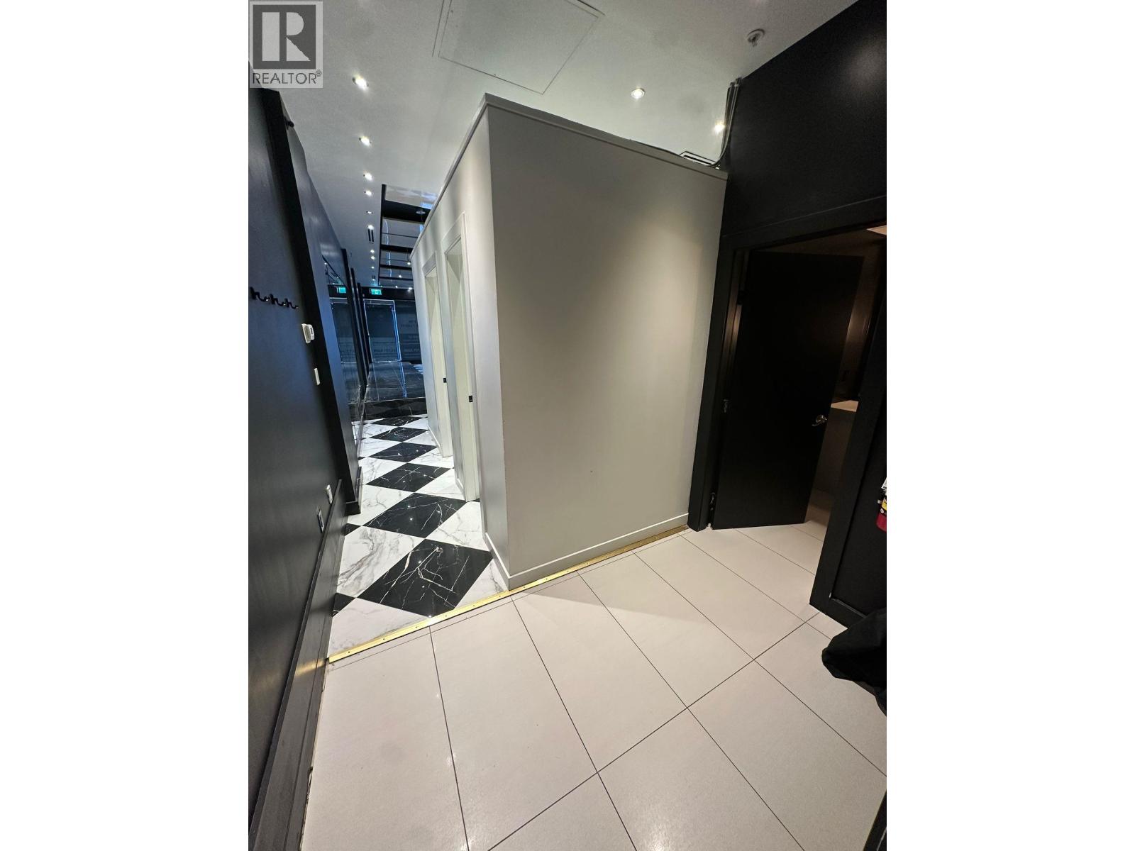 1455 W Pender Street, Vancouver, British Columbia  V6G 2S3 - Photo 2 - C8074714