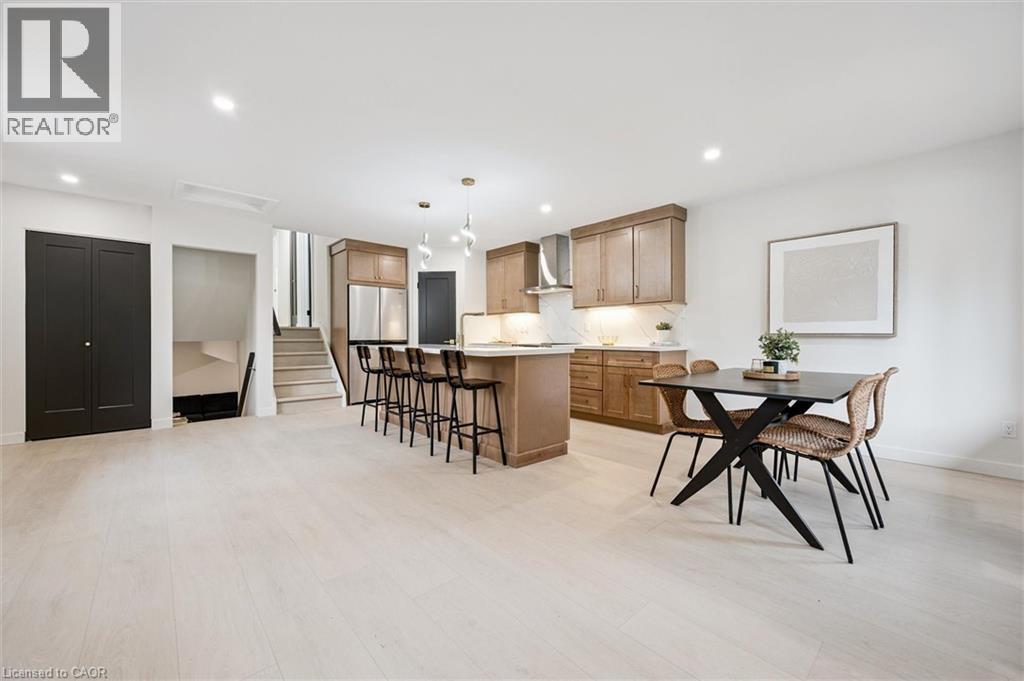 459 Drummerhill Crescent, Waterloo, Ontario  N2T 1G3 - Photo 2 - 40801305