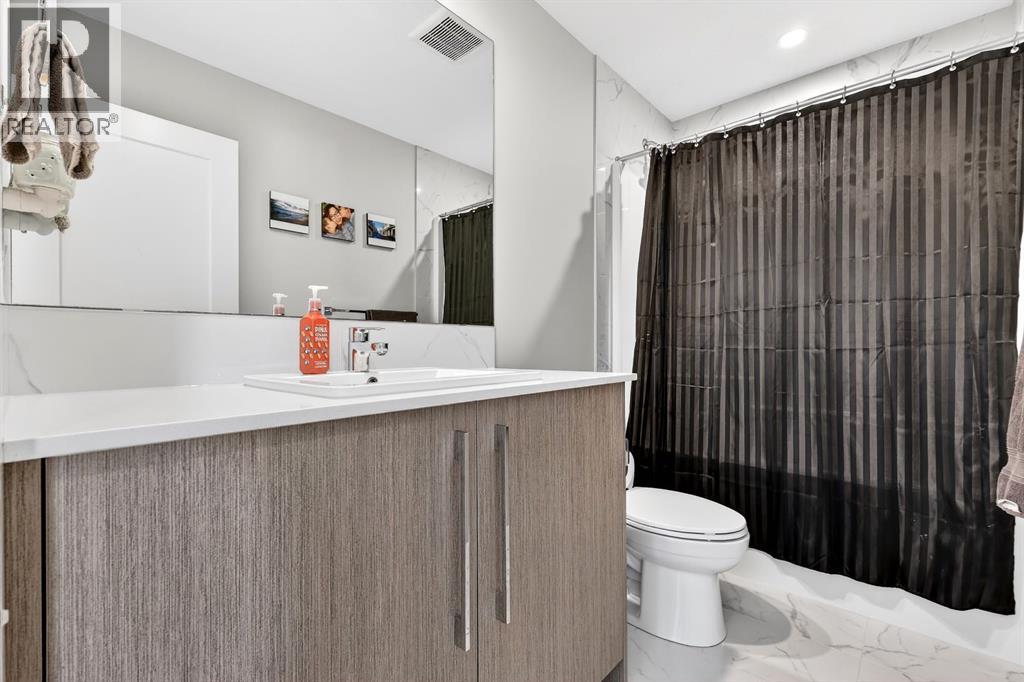 472 West Lakeview Drive, Chestermere, Alberta T1X 2A4 - Photo 21 - A2281929