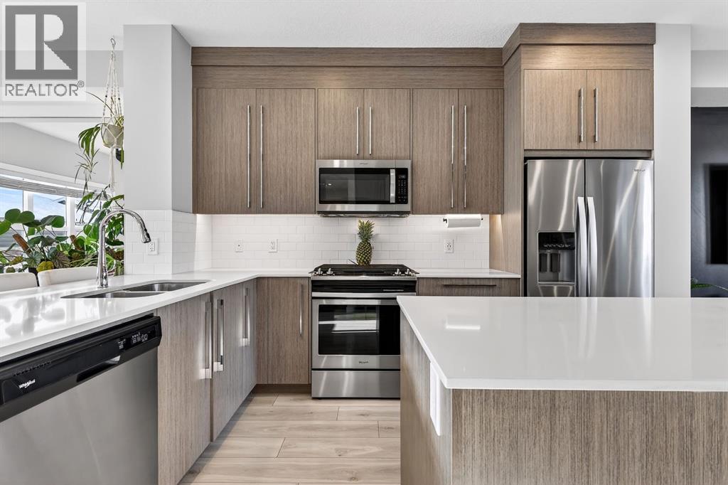 472 West Lakeview Drive, Chestermere, Alberta T1X 2A4 - Photo 8 - A2281929