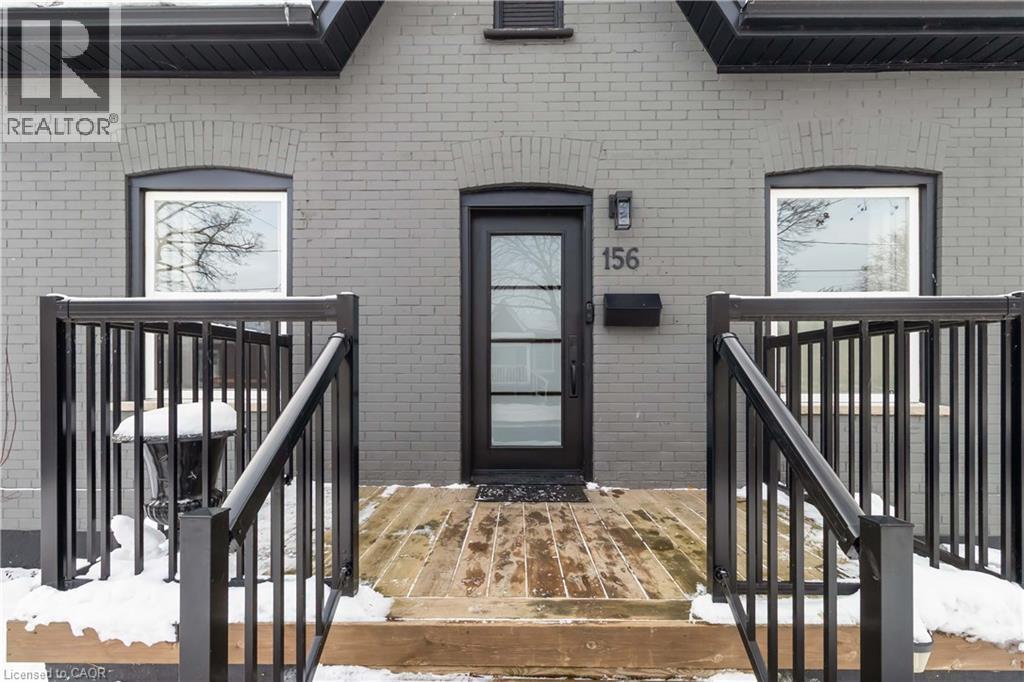 156 Albion Street, Brantford, Ontario  N3T 3M9 - Photo 4 - 40800797