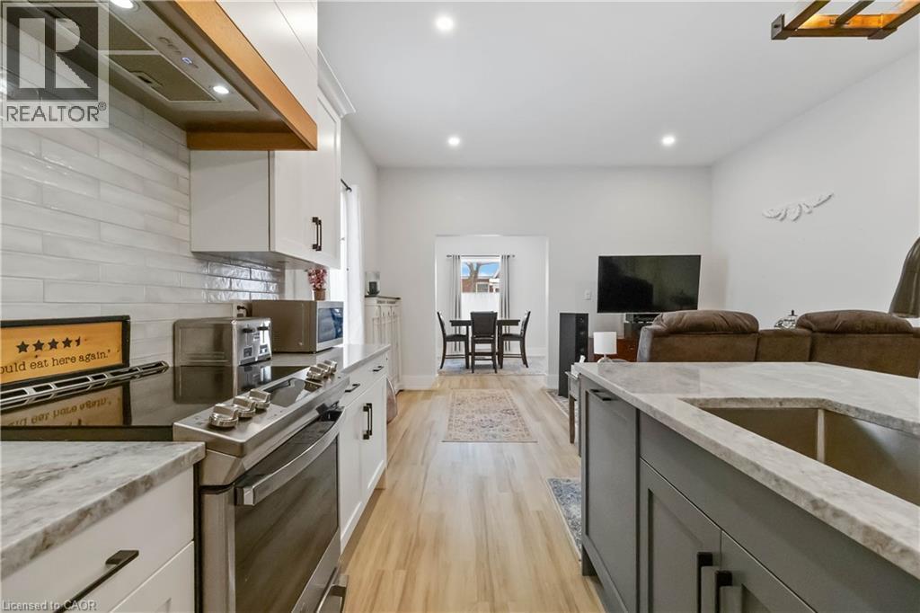 156 Albion Street, Brantford, Ontario  N3T 3M9 - Photo 17 - 40800797