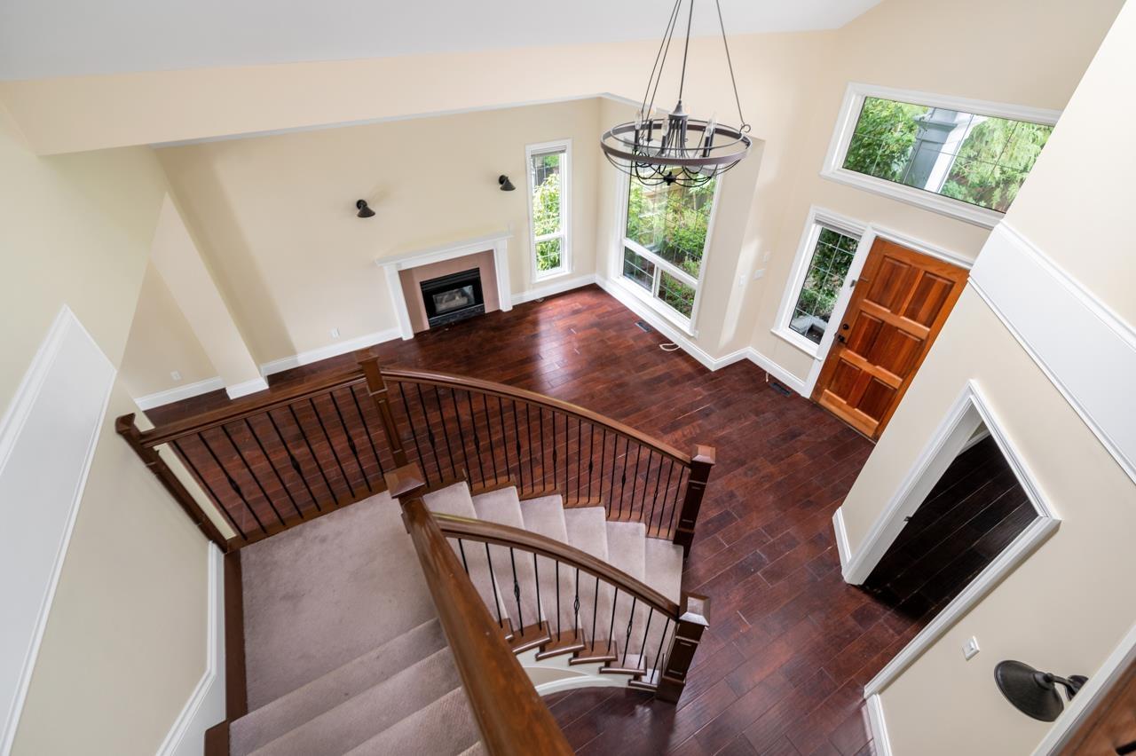 12588 25 Avenue, Surrey, British Columbia  V4A 2K3 - Photo 3 - R3084203