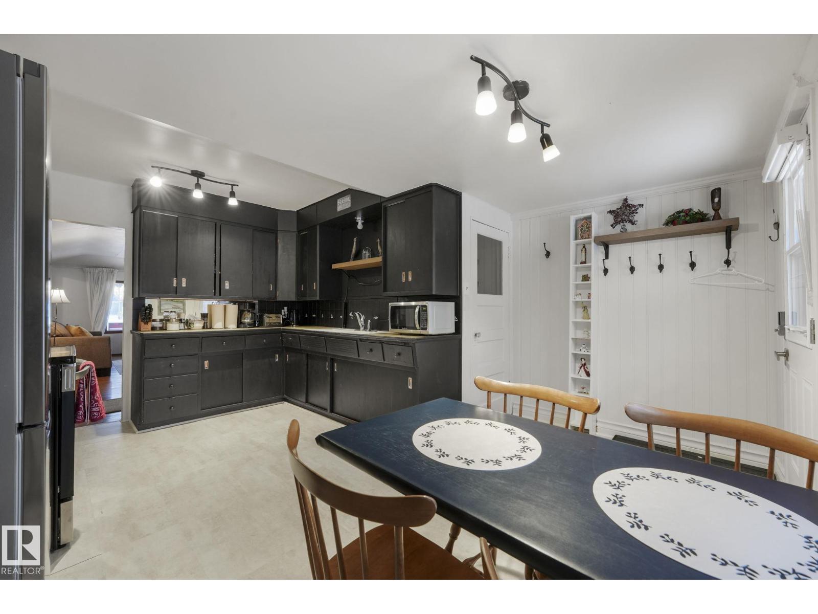 5043 48 St, Sylvan Lake, Alberta  T4S 1C6 - Photo 16 - E4471353