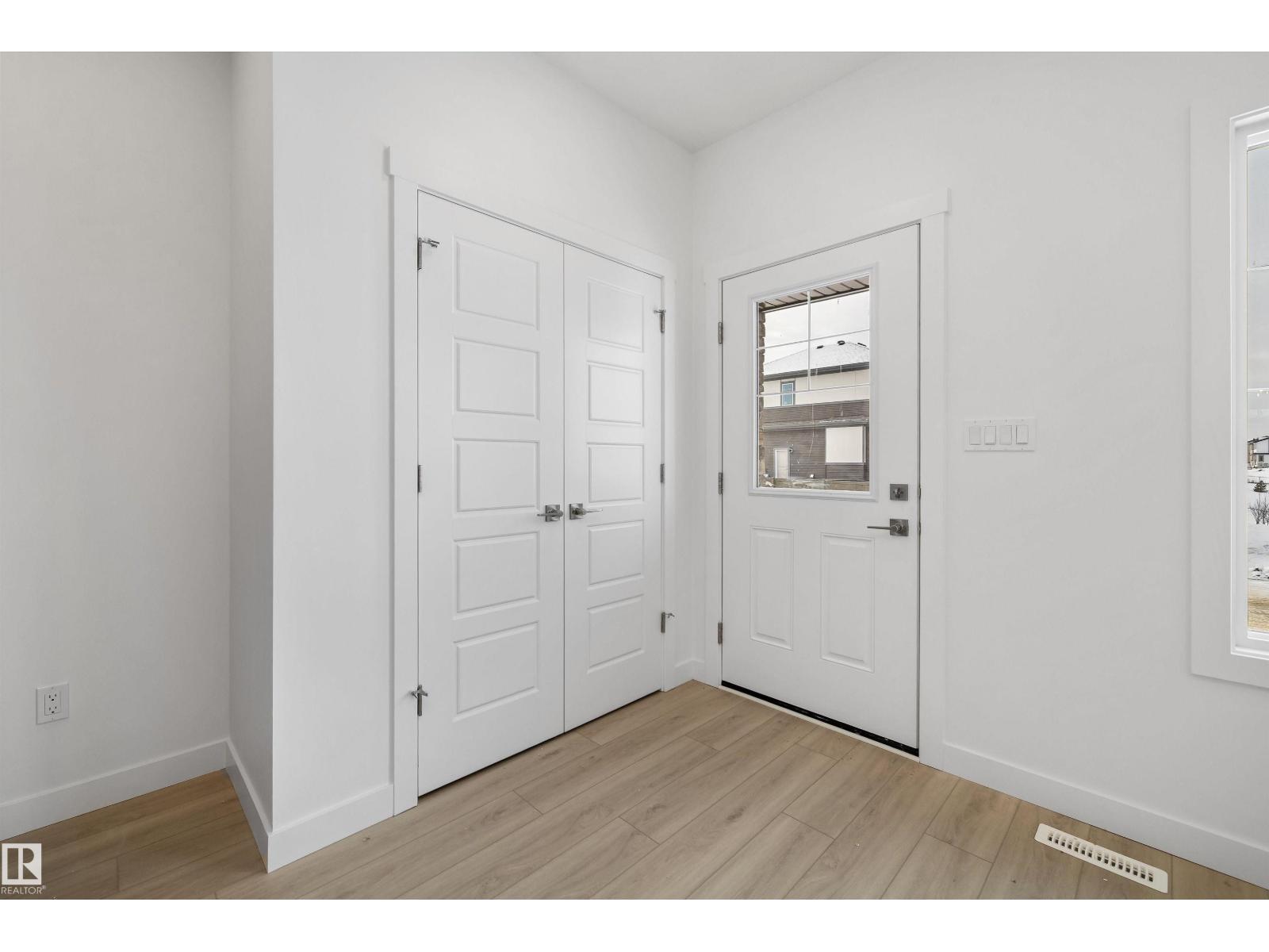 18119 85 St Nw, Edmonton, Alberta  T5Z 0X1 - Photo 3 - E4471354