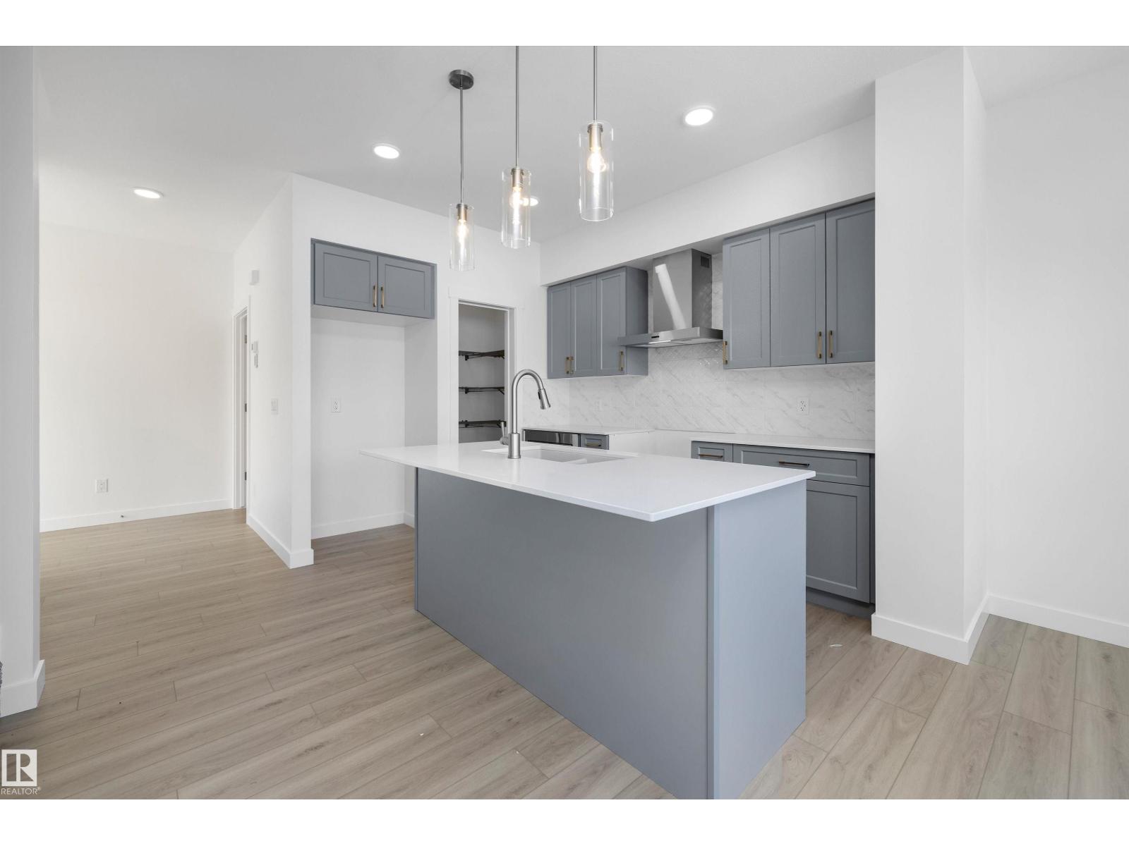 4182 Kinglet Dr Nw, Edmonton, Alberta  T5S 0W1 - Photo 6 - E4471355