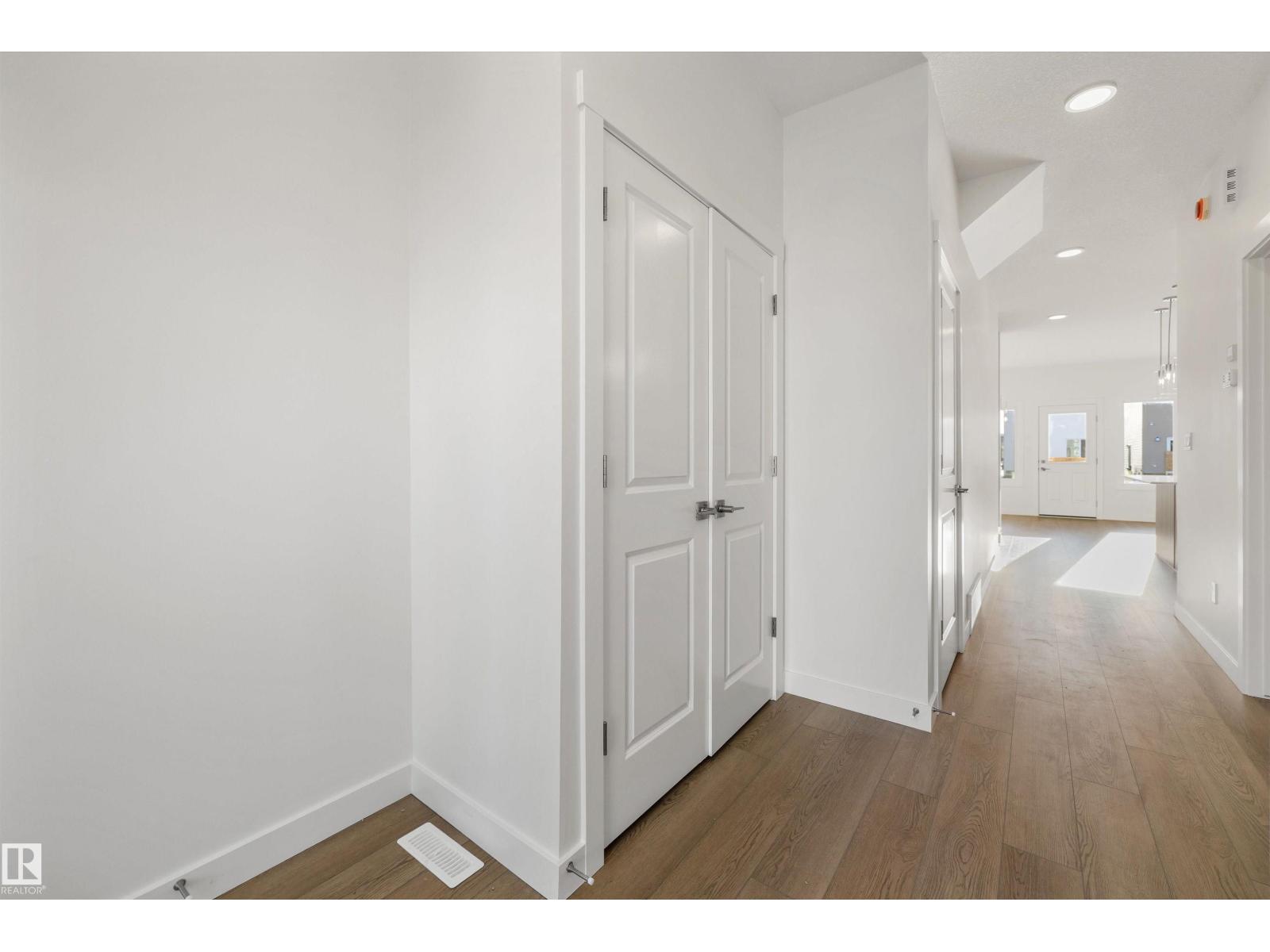 18855 29 Av Nw, Edmonton, Alberta  T6M 3C5 - Photo 5 - E4471359