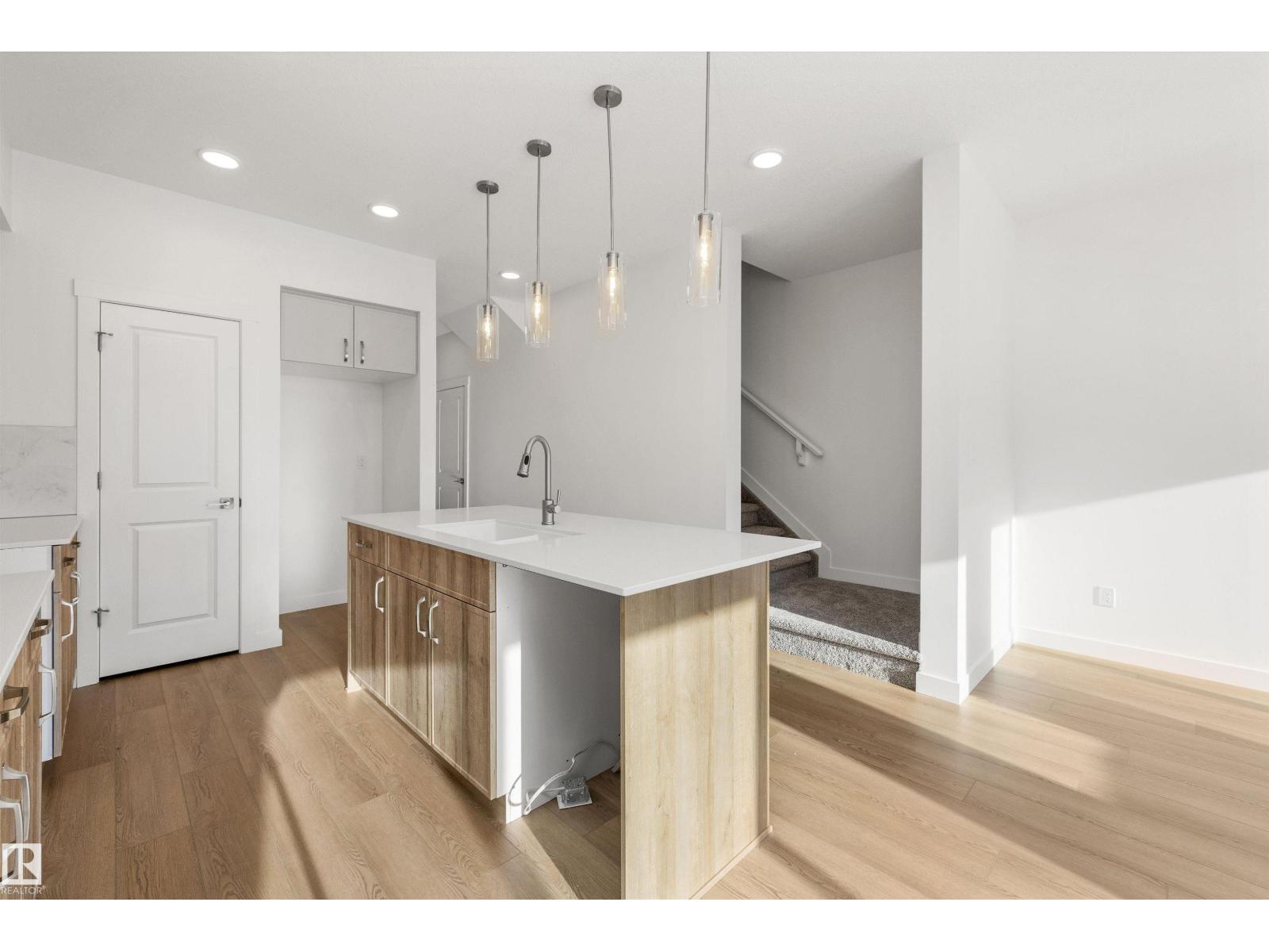 18855 29 Av Nw, Edmonton, Alberta  T6M 3C5 - Photo 9 - E4471359