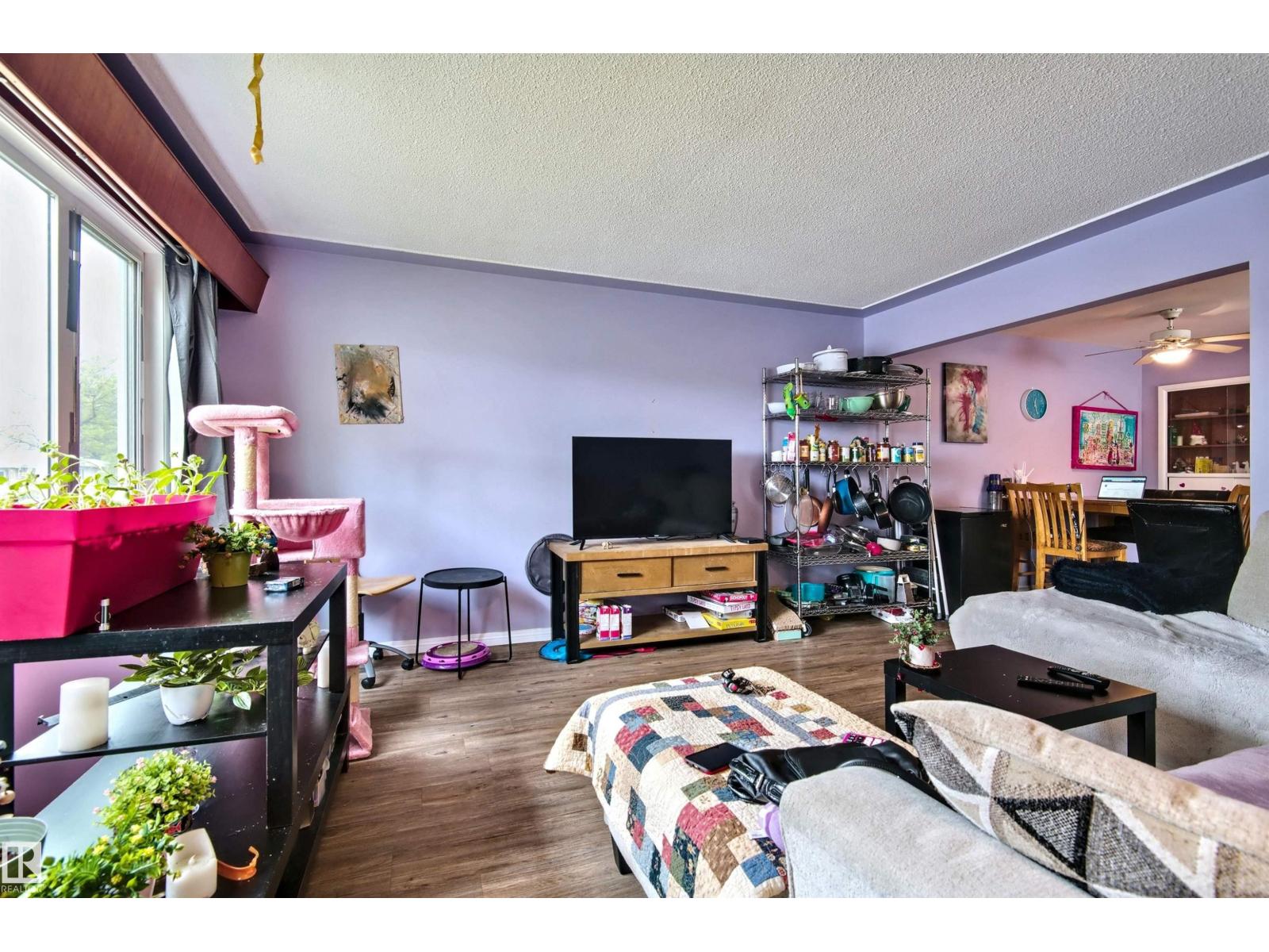 13008-13010 102 St Nw, Edmonton, Alberta  T6H 4B2 - Photo 32 - E4471360