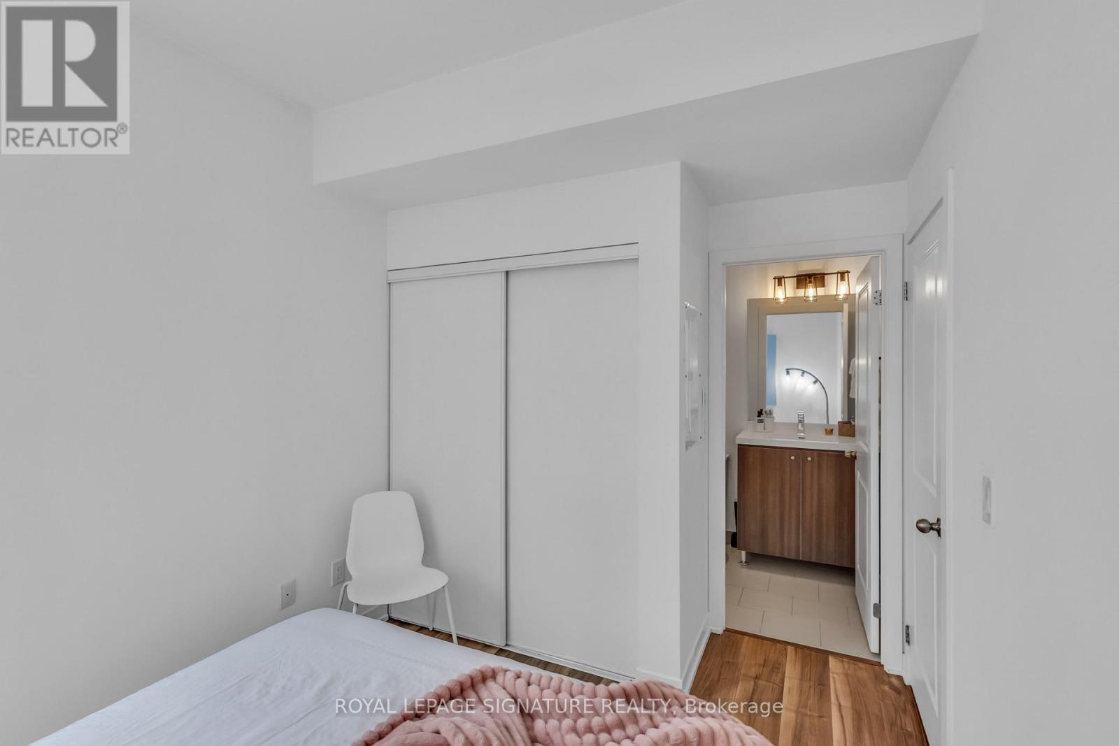 410 - 105 George Street, Toronto, Ontario  M5A 0L4 - Photo 11 - C12737682