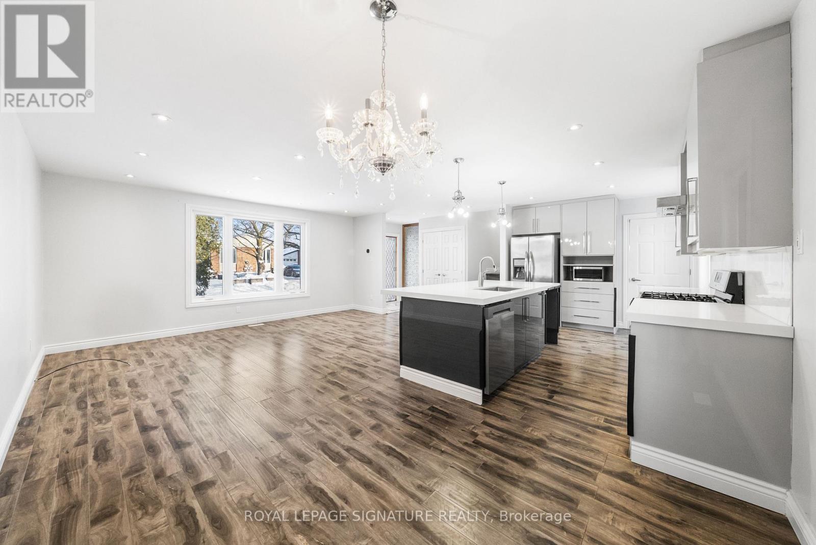 246 Hodgson Drive, Newmarket, Ontario  L3Y 1E2 - Photo 16 - N12737672