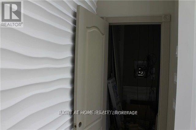 369 - 7250 Keele Street, Vaughan, Ontario  L4K 1Z8 - Photo 5 - N12737674