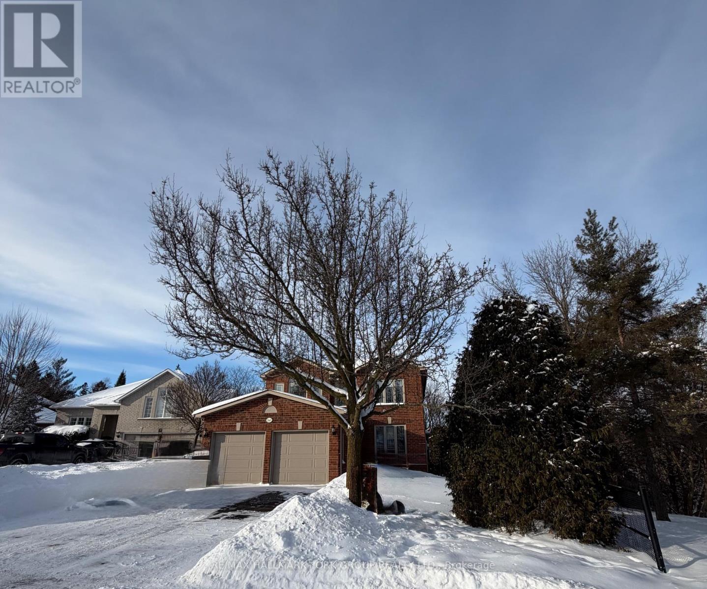 341 Gaston Place, Newmarket, Ontario  L3Y 8M4 - Photo 1 - N12737684