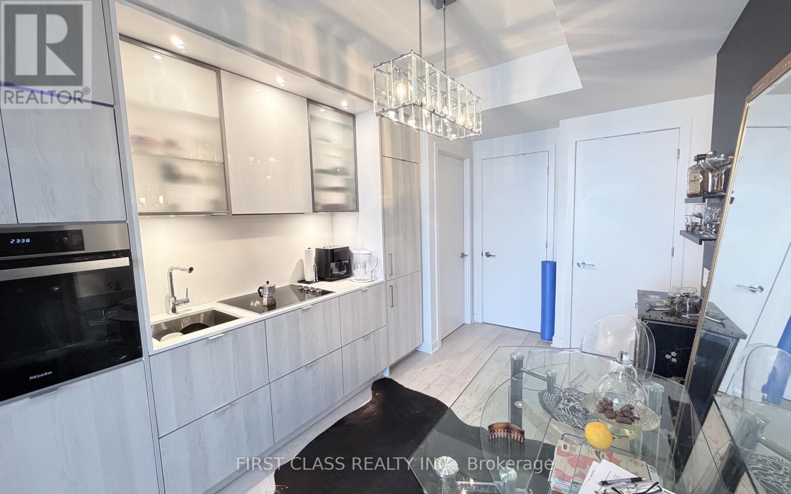 1714 - 11 Yorkville Avenue, Toronto, Ontario  M4W 0B7 - Photo 10 - C12706686