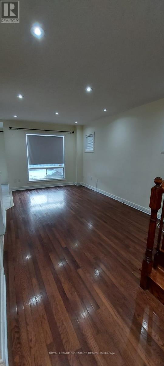 5554 Northrise Road, Mississauga, Ontario  L5M 6E2 - Photo 5 - W12737666