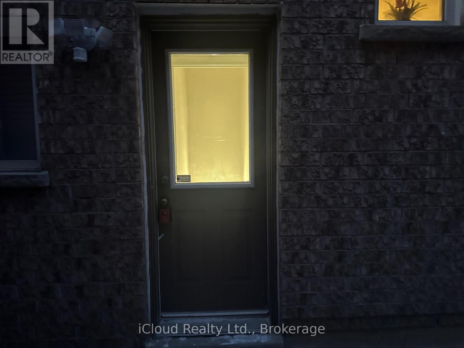 Basement - 11 Pine Landing Trail, Brampton, Ontario  L6R 3H4 - Photo 11 - W12737670