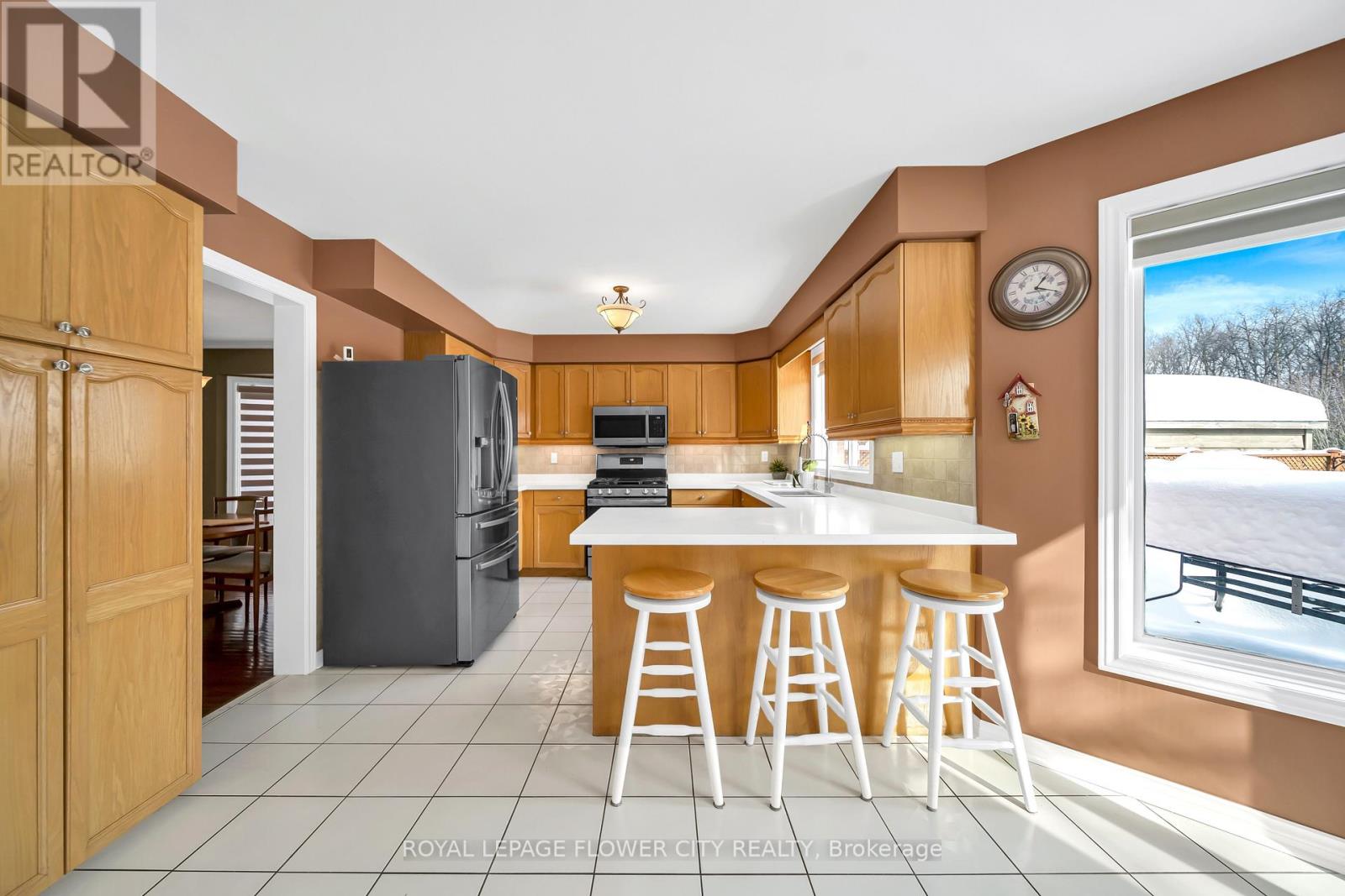 1340 Whitewater Lane, Mississauga, Ontario  L5V 1L8 - Photo 18 - W12737702