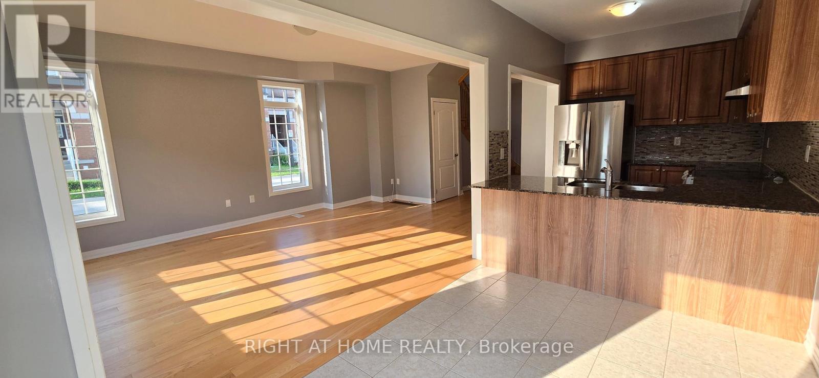 80 Leeson Street, East Luther Grand Valley, Ontario  L0N 1G0 - Photo 4 - X12737686