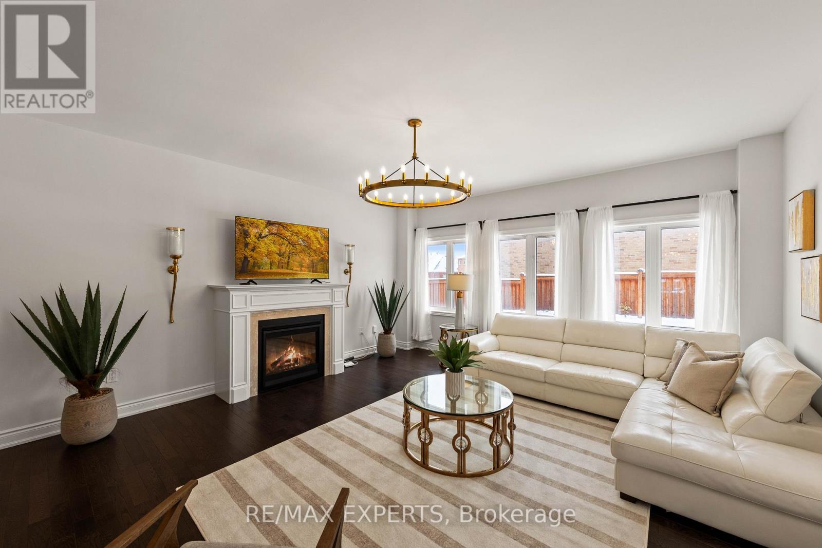 16 Vivian Creek Road, East Gwillimbury, Ontario  L0G 1M0 - Photo 14 - N12720976