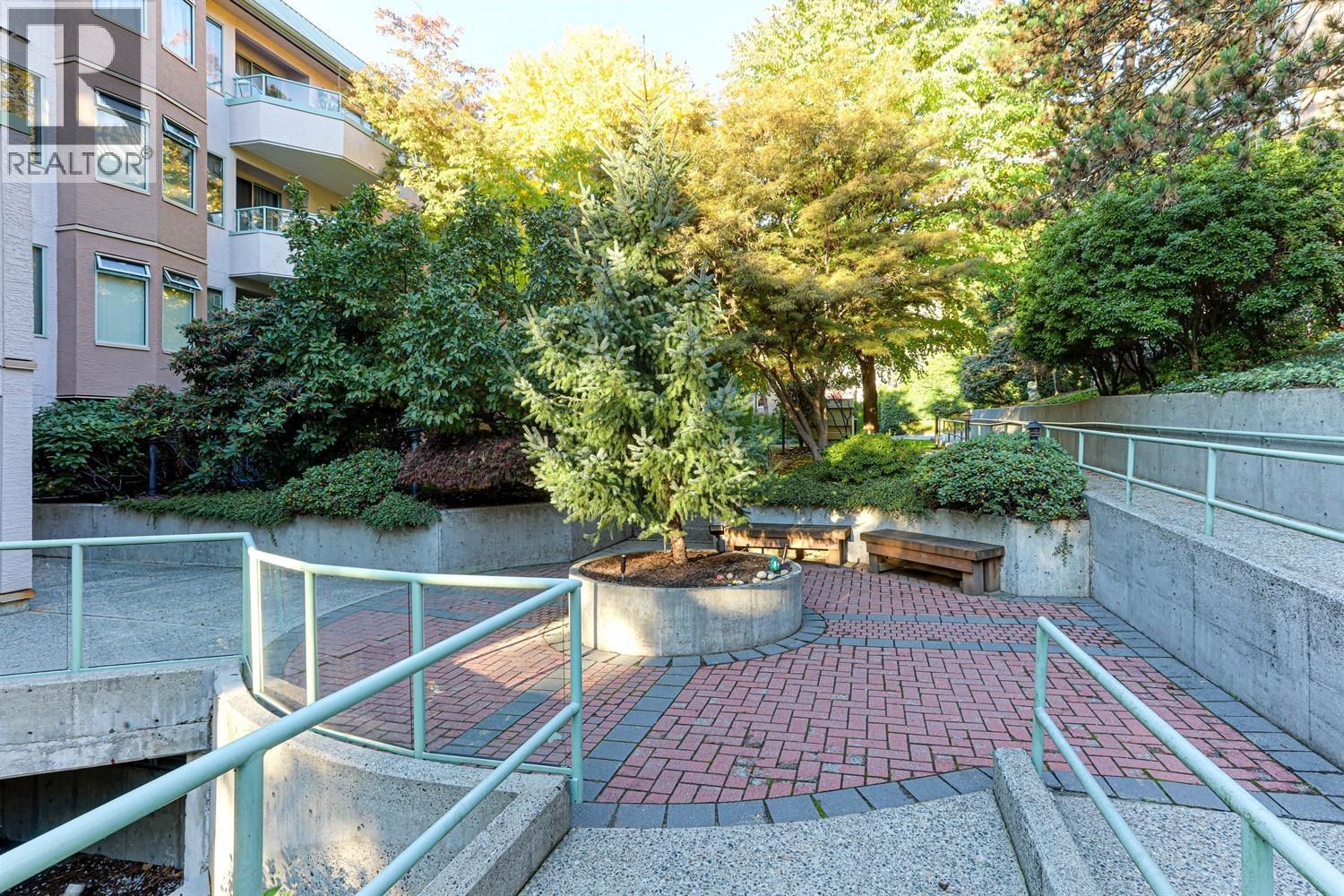 505 6737 Station Hill Court, Burnaby, British Columbia  V3N 4V2 - Photo 25 - R3084119