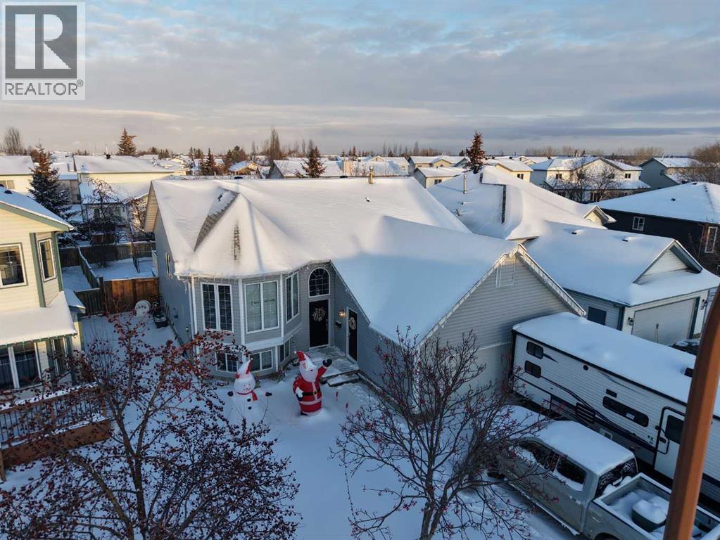 143 Breukel Crescent, Fort Mcmurray, Alberta  T9K 1W8 - Photo 3 - A2251450