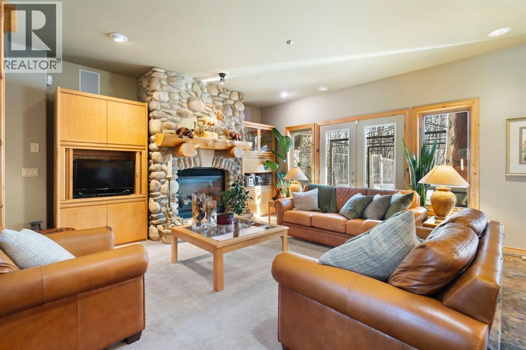 3 Woodlands Estates Crescent, Rural Rocky View County, Alberta  T3R 1H1 - Photo 5 - A2277908