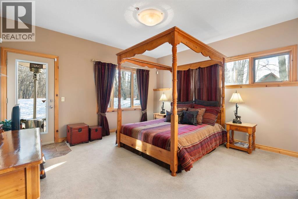 3 Woodlands Estates Crescent, Rural Rocky View County, Alberta  T3R 1H1 - Photo 12 - A2277908