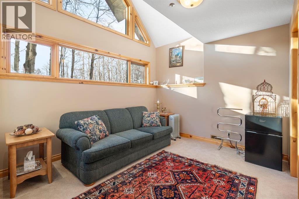 3 Woodlands Estates Crescent, Rural Rocky View County, Alberta  T3R 1H1 - Photo 13 - A2277908