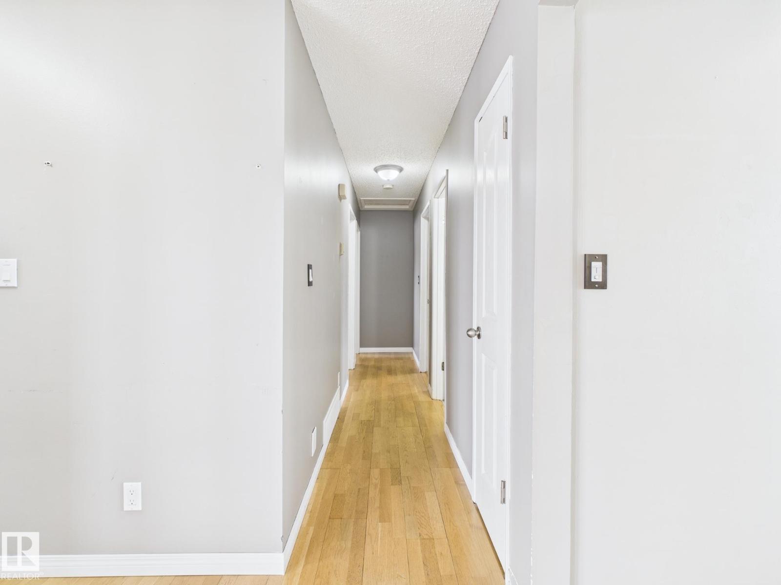 352 Huffman Cr Nw, Edmonton, Alberta  T5A 4C8 - Photo 16 - E4471329