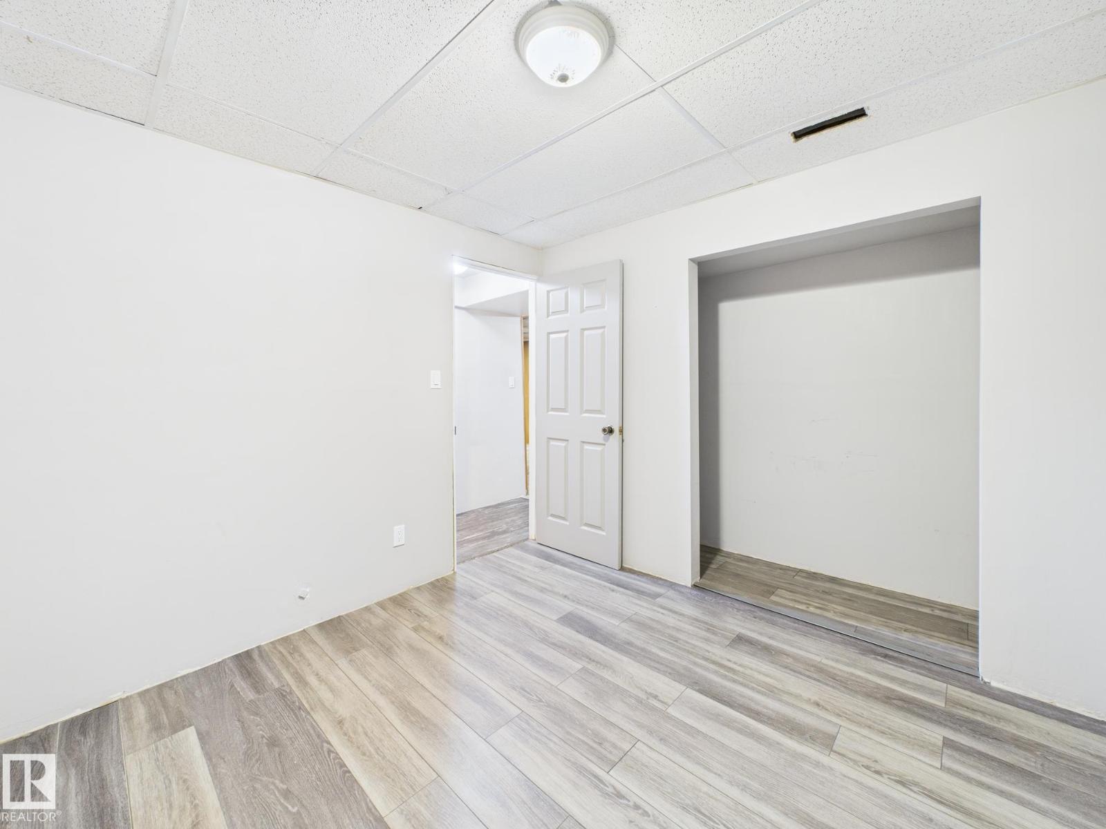 352 Huffman Cr Nw, Edmonton, Alberta  T5A 4C8 - Photo 37 - E4471329