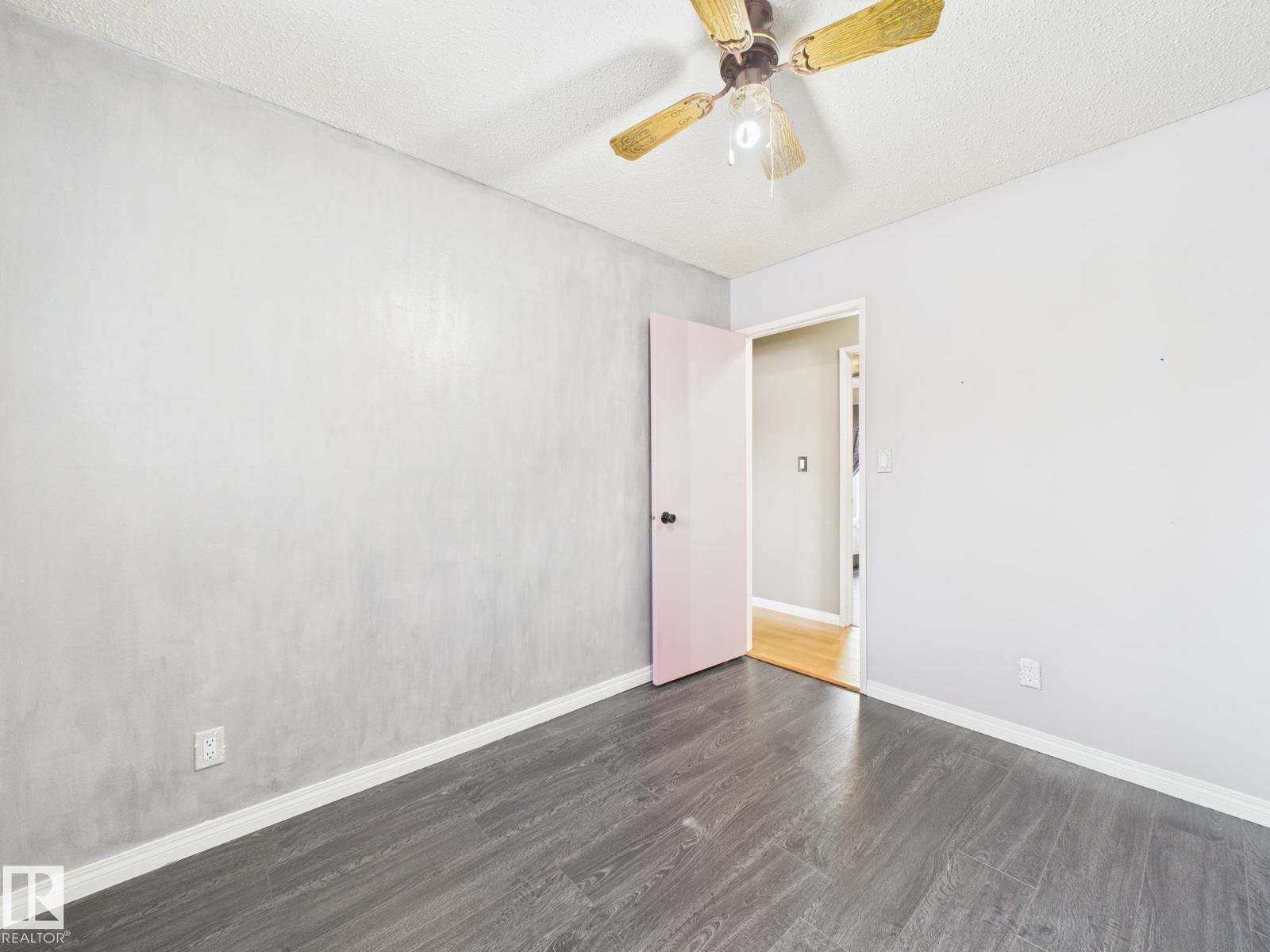 352 Huffman Cr Nw, Edmonton, Alberta  T5A 4C8 - Photo 19 - E4471329