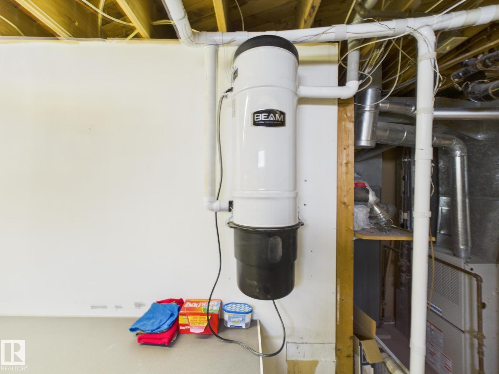 352 Huffman Cr Nw, Edmonton, Alberta  T5A 4C8 - Photo 41 - E4471329