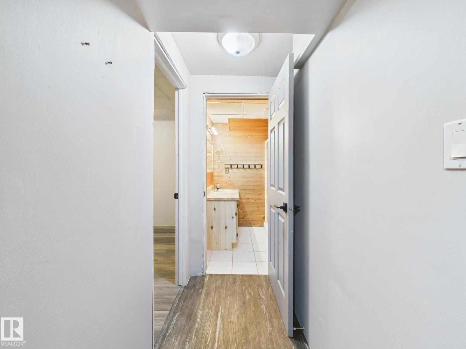 352 Huffman Cr Nw, Edmonton, Alberta  T5A 4C8 - Photo 34 - E4471329