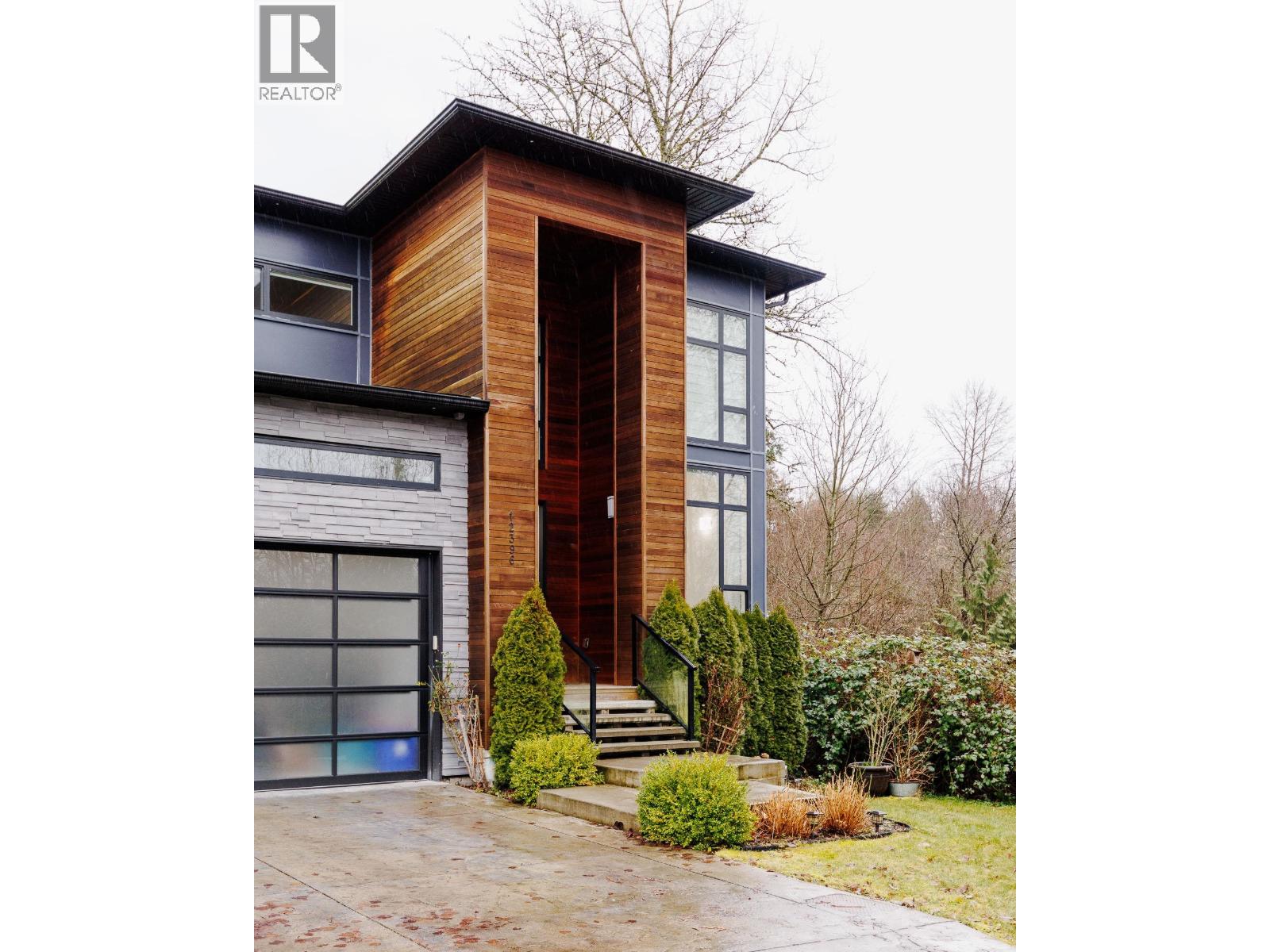 12396 201 Street, Maple Ridge, British Columbia  V2X 6A7 - Photo 2 - R3084447