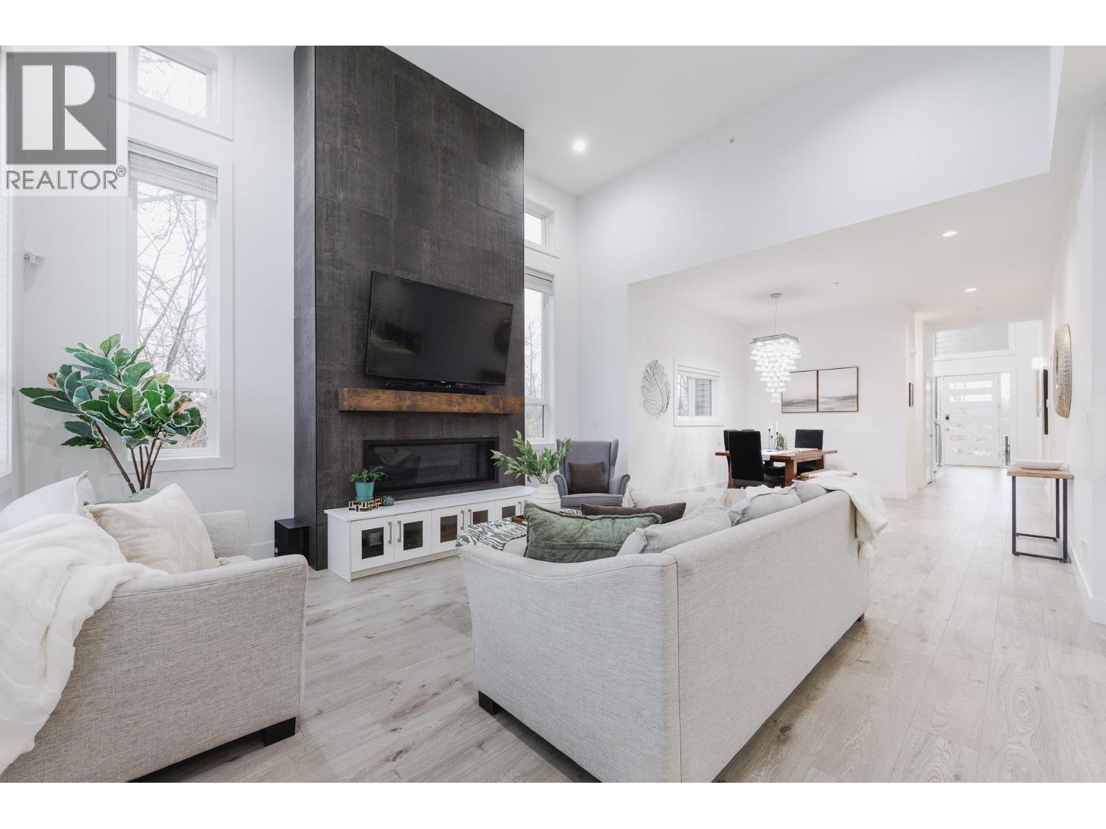 12396 201 Street, Maple Ridge, British Columbia  V2X 6A7 - Photo 8 - R3084447