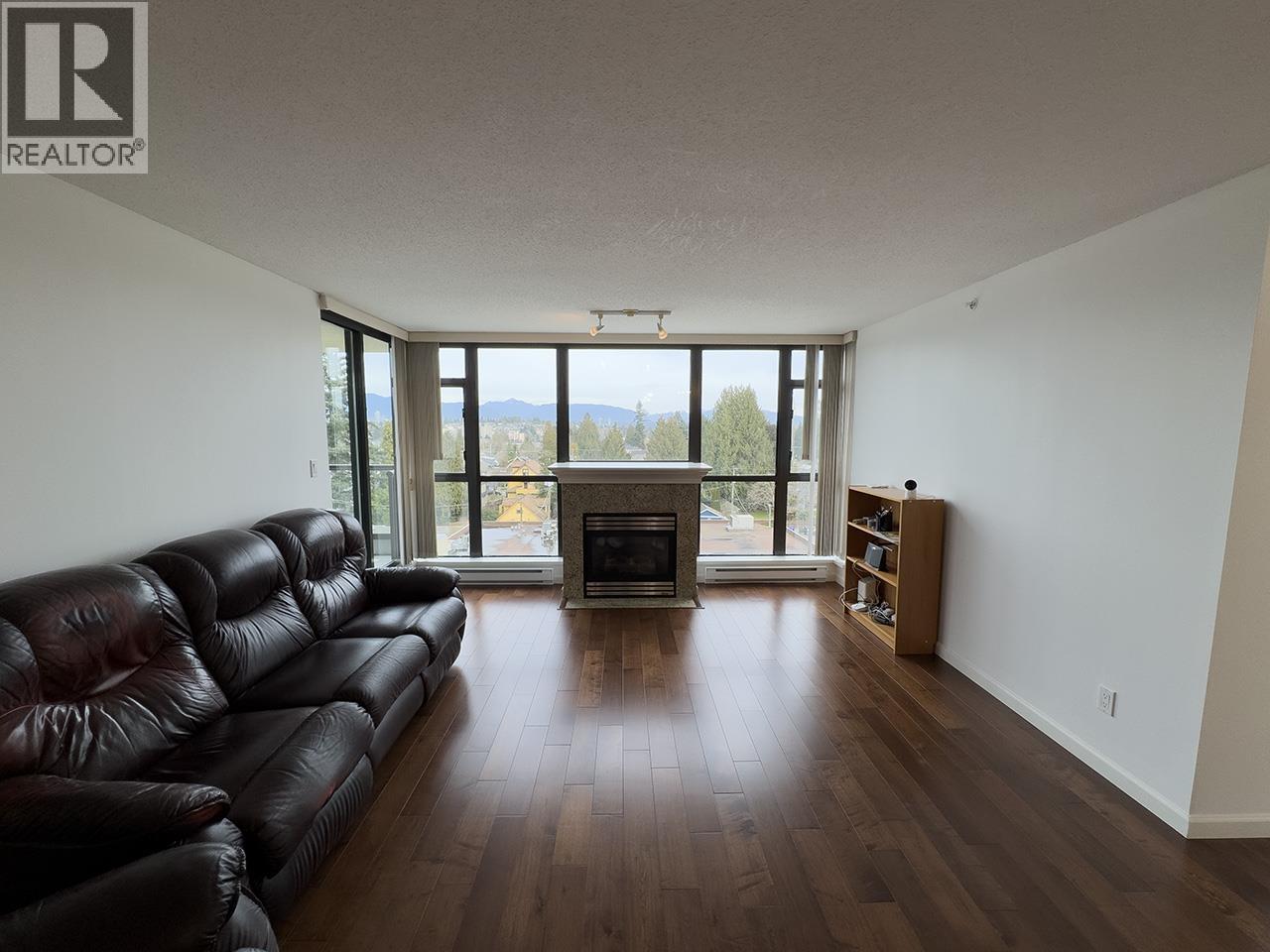 702 615 Hamilton Street, New Westminster, British Columbia  V3M 7A7 - Photo 4 - R3084161