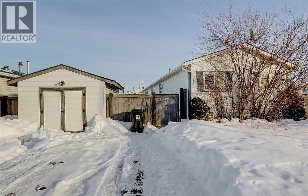 11011 98 Street, clairmont, Alberta