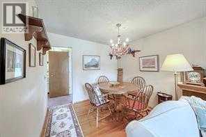 10212 8 Street Sw, Calgary, Alberta  T2W 0H1 - Photo 11 - A2281597