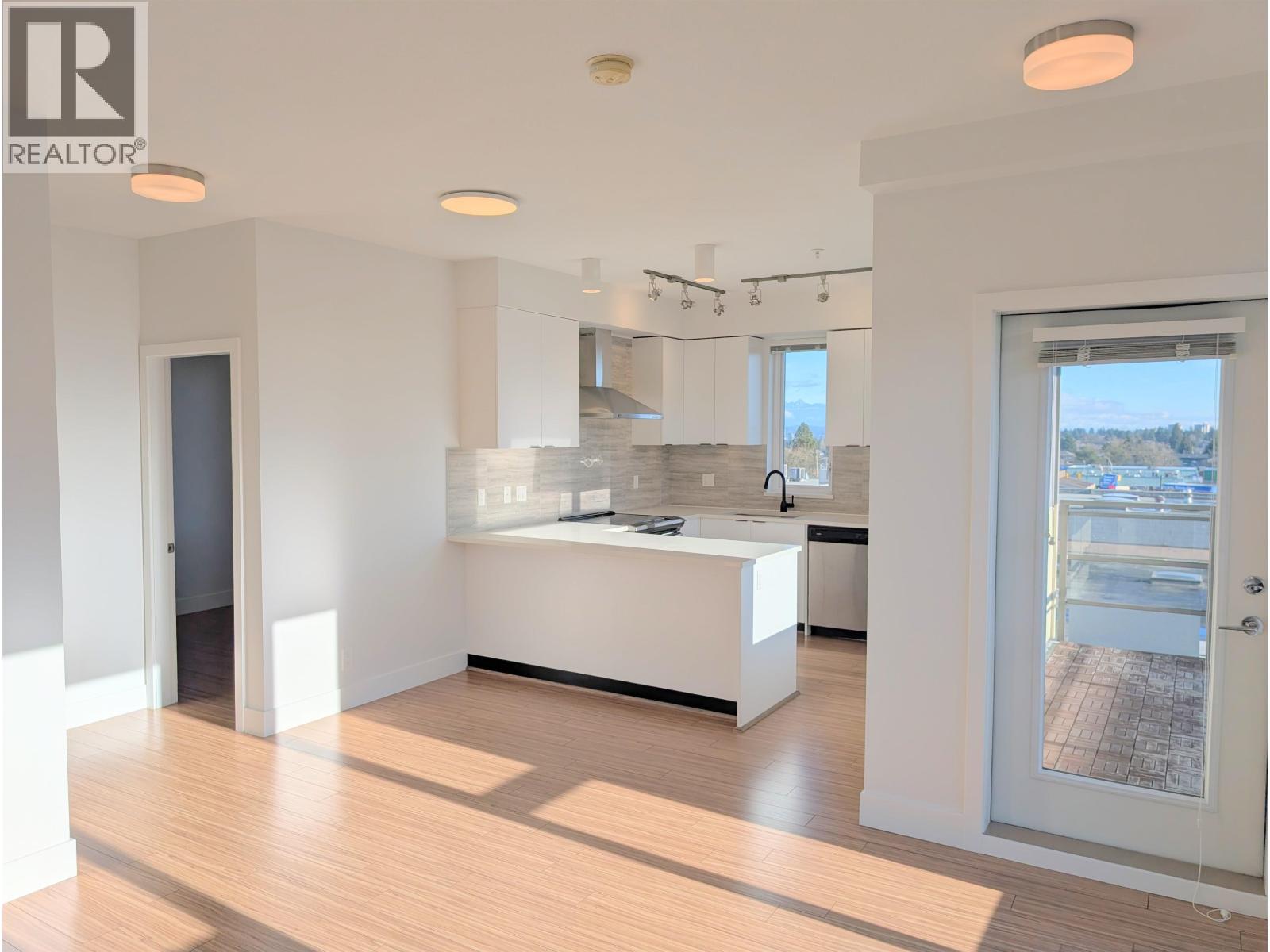 Ph15 5355 Lane Street, Burnaby, British Columbia  V5H 0H1 - Photo 4 - R3084257