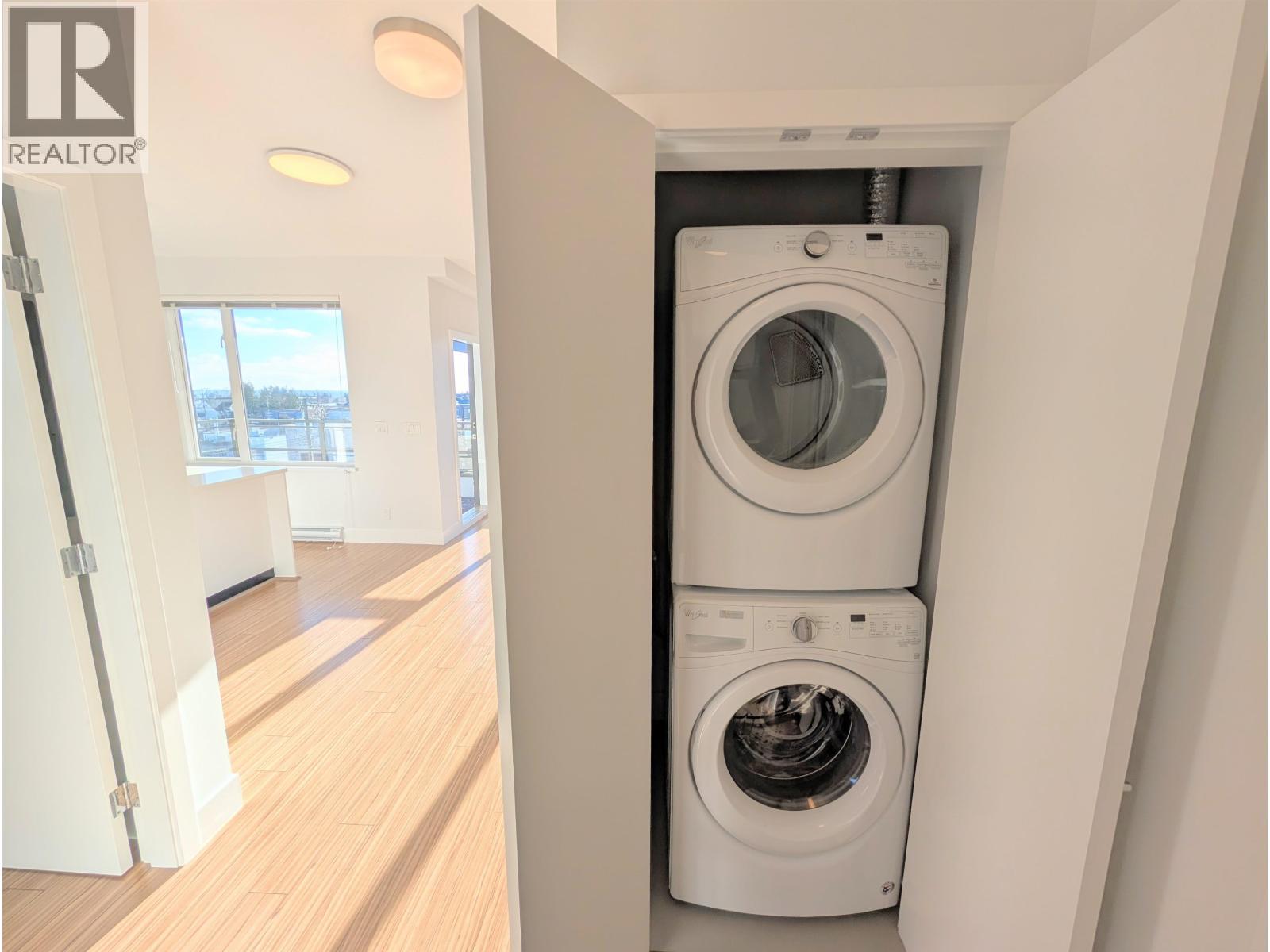 Ph15 5355 Lane Street, Burnaby, British Columbia  V5H 0H1 - Photo 6 - R3084257