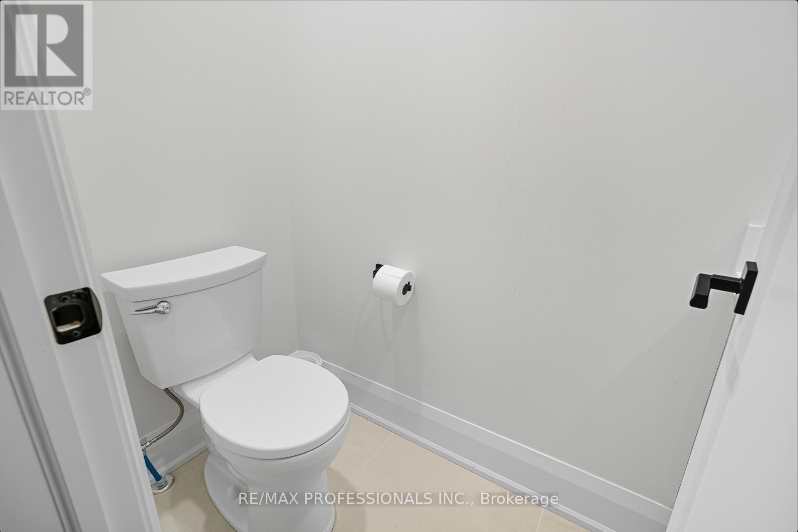 45 St Germain Avenue, Toronto, Ontario  M5M 1V9 - Photo 16 - C12737726