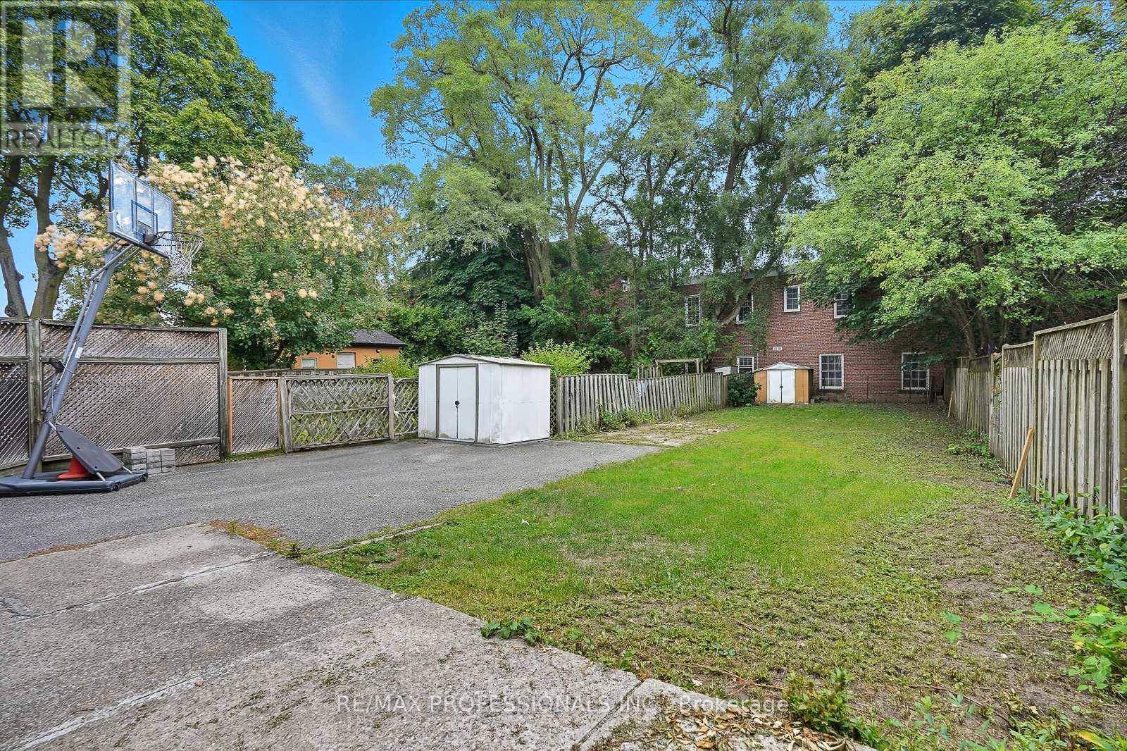 45 St Germain Avenue, Toronto, Ontario  M5M 1V9 - Photo 28 - C12737726