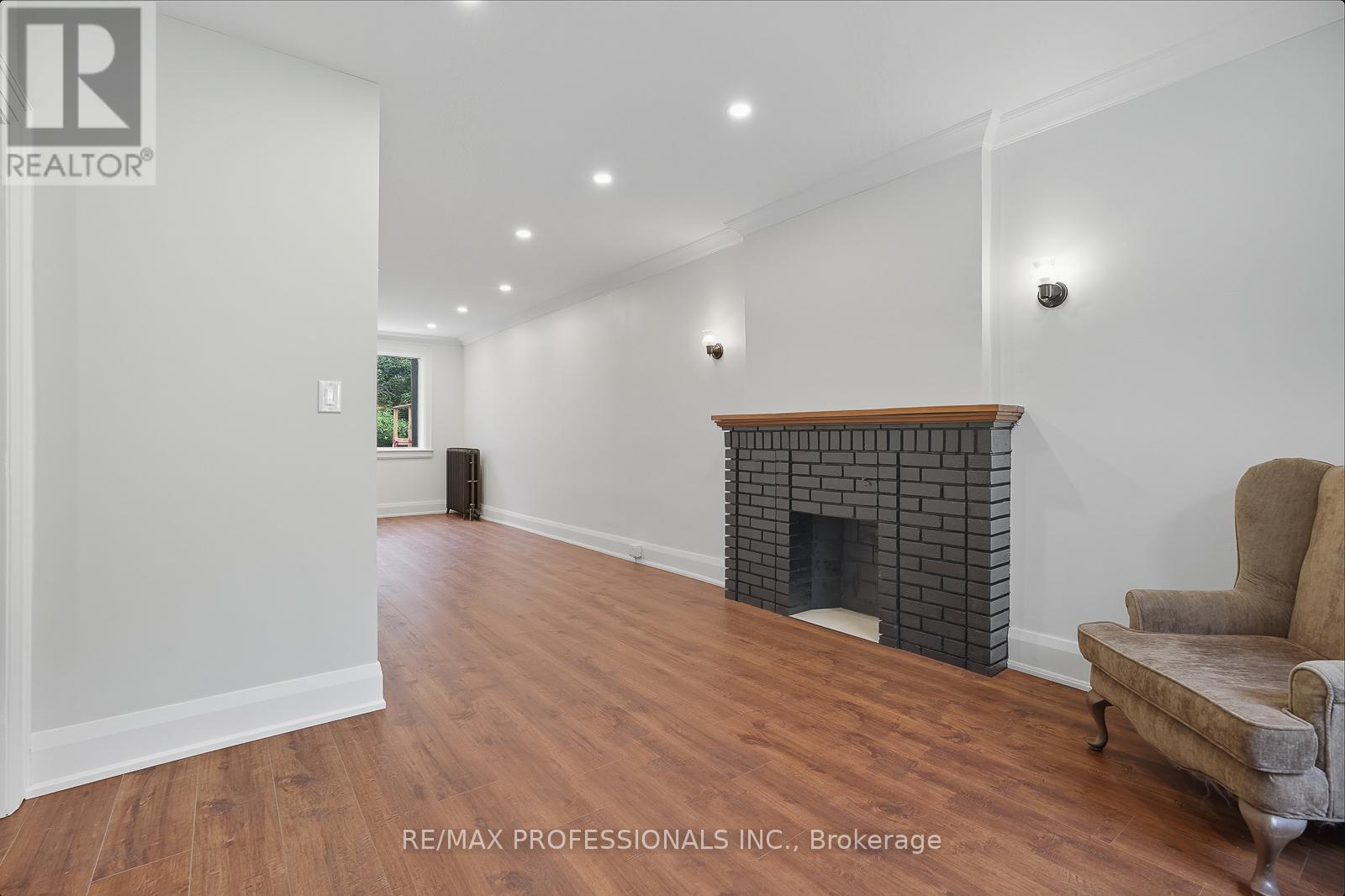 45 St Germain Avenue, Toronto, Ontario  M5M 1V9 - Photo 6 - C12737726